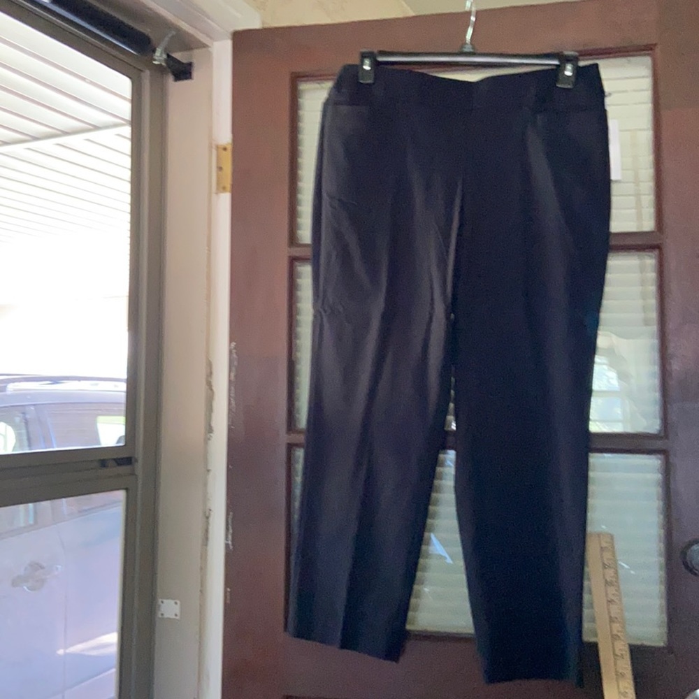 NWT Liz Claiborne Straight leg pants 14S